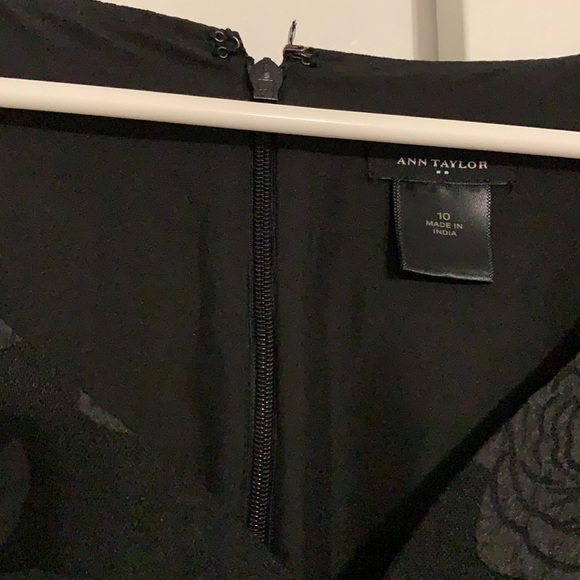 Sweetheart fit and flare rose dress - Picture 3 of 10